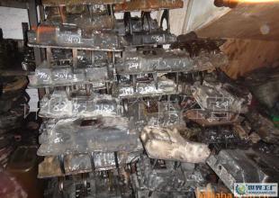 三菱、五十鈴、日野重型汽車變速箱大蓋的專業解析與市場應用